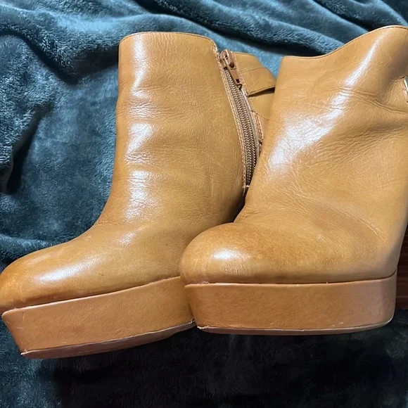 COPY - Gianni Bini tan high heel booties - Picture 4 of 4